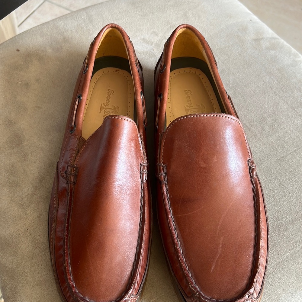 Tommy Bahama shoes size 9
